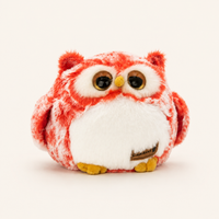 Peluche hibou aromathérapie rouge et blanche vue de face sur fond ivoire