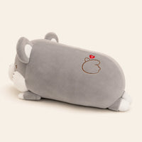 Peluche coussin animal vue de cote, environ 40 a 70 cm, fond ivoire