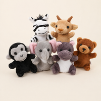Set de 6 marionnettes à doigt peluche animaux, fond ivoire