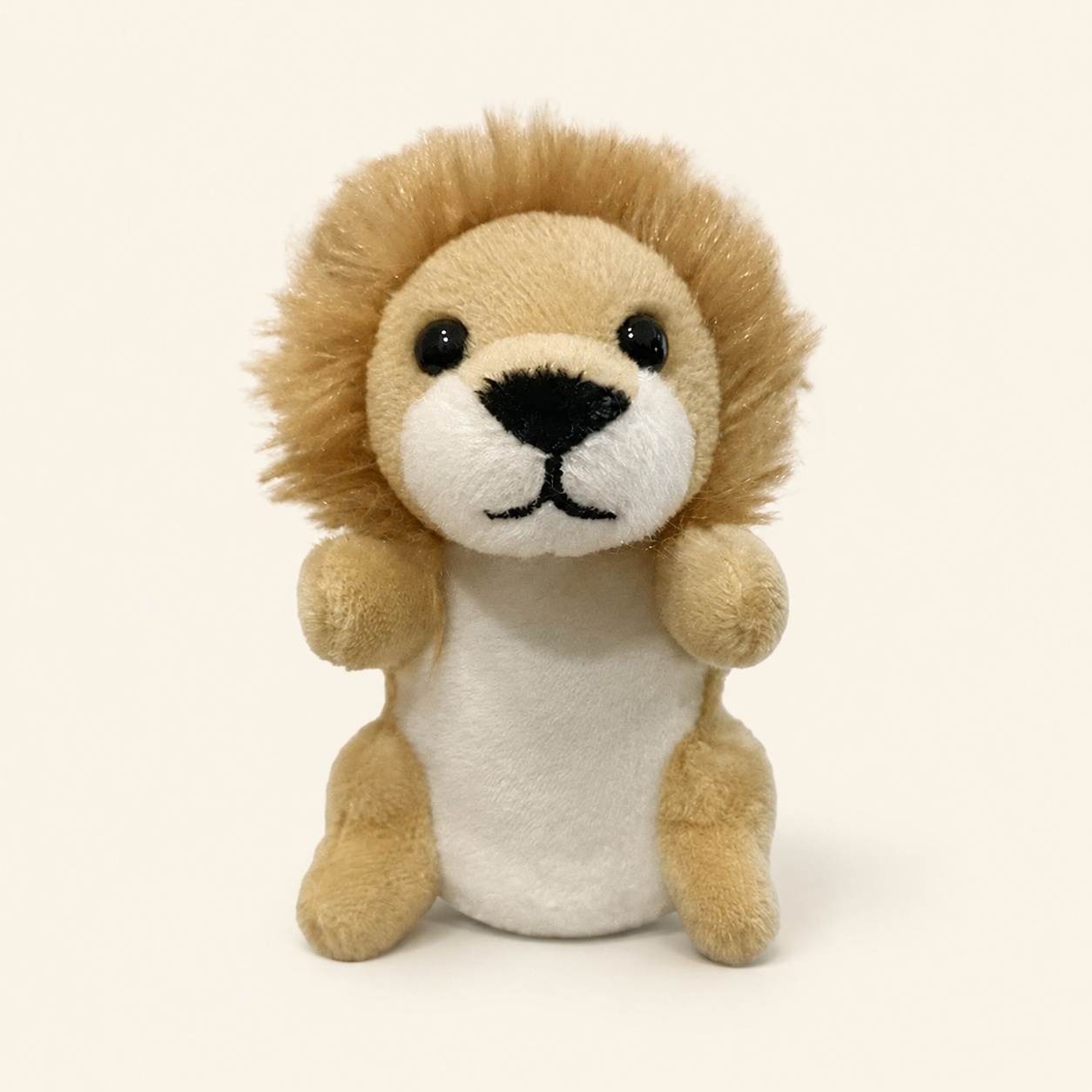 Marionnette à doigt peluche lion, vue principale sur fond ivoire