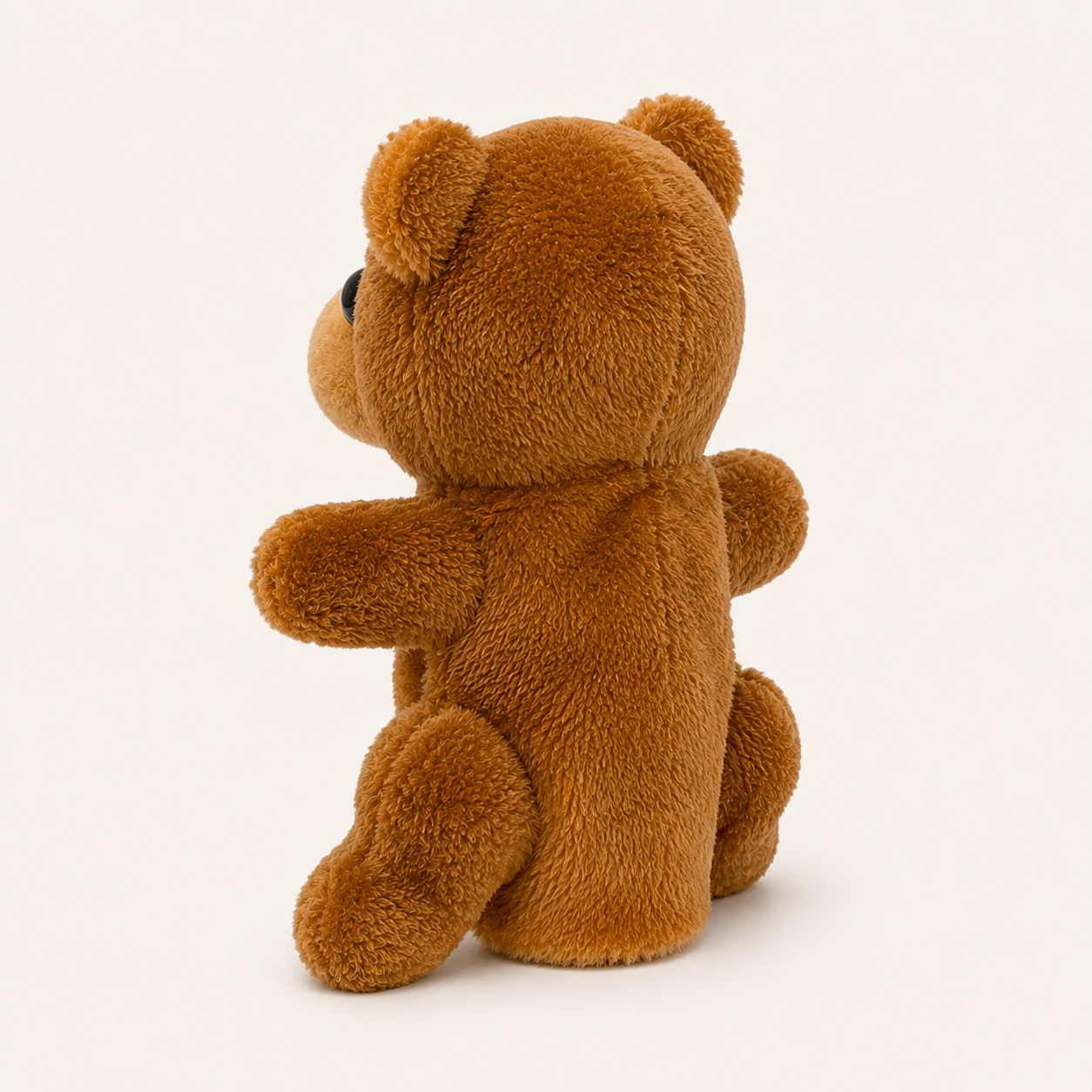 Marionnette à doigt ours peluche vue de trois quarts