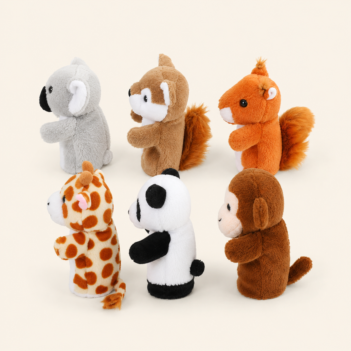 Set de 6 marionnettes à doigt vue arrière, fond ivoire