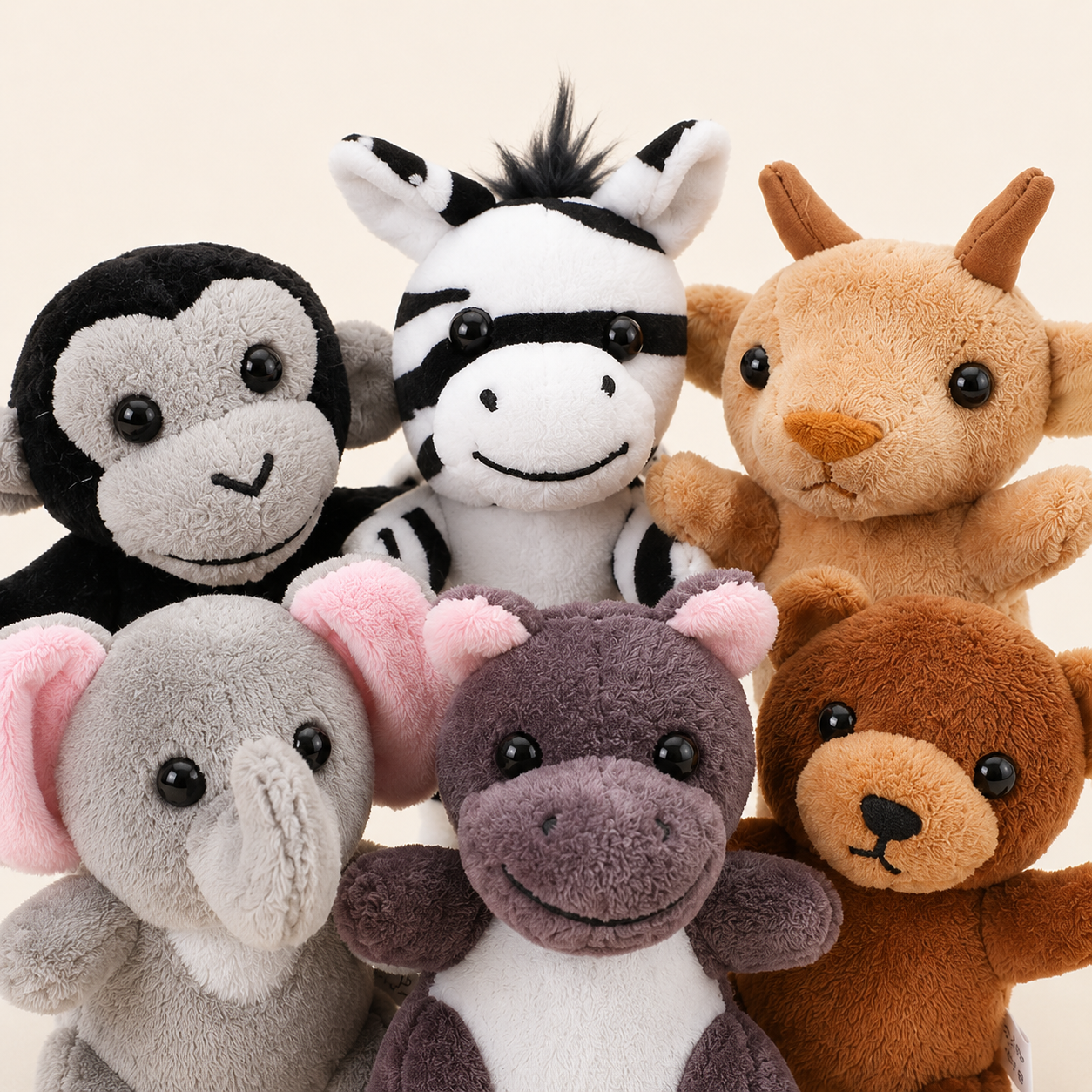 Détail des marionnettes à doigt peluche animaux