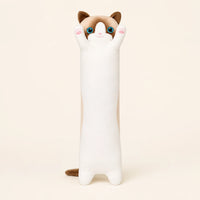 Coussin peluche chat allongé, vue de face