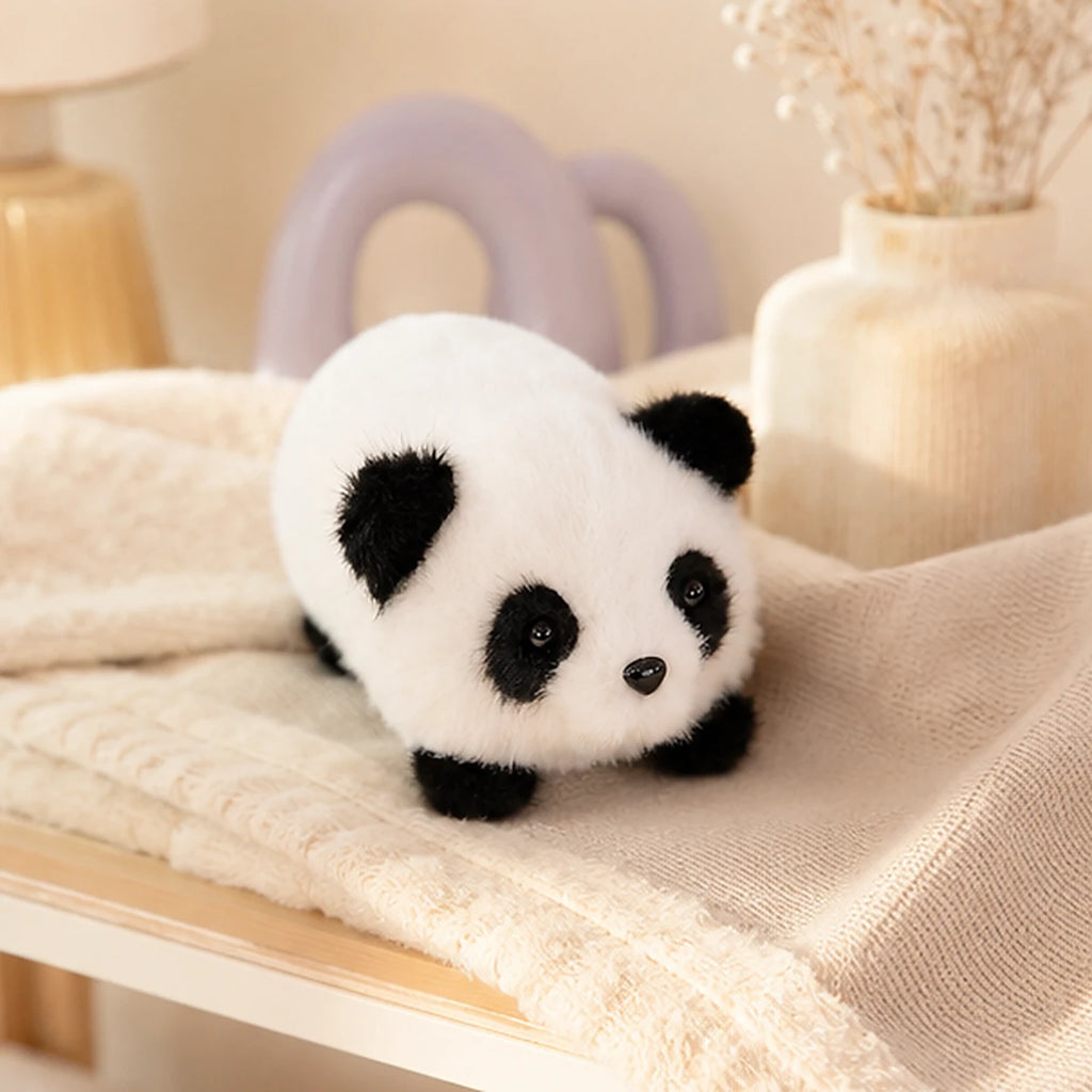 Peluche panda couchée - mise en situation