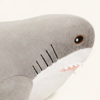 Peluche requin gris clair 30-140 cm - détail texture