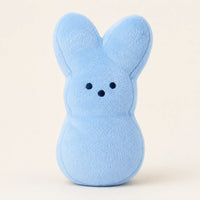 Peluche lapin de Pâques bleu style Peeps, vue de face, environ 15 cm, fond ivoire