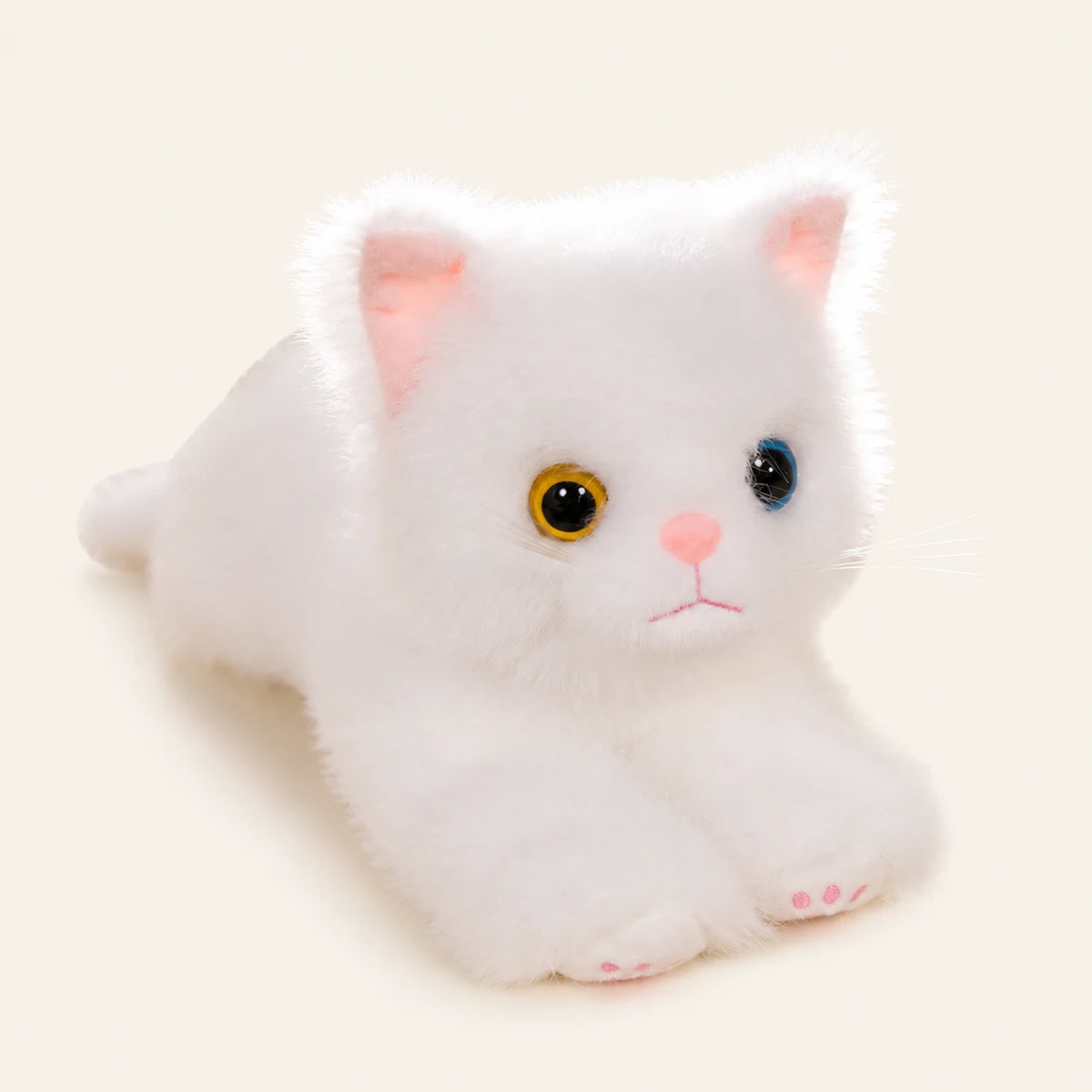 Peluche chat blanc réaliste posée, vue principale, fond ivoire