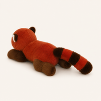 Peluche panda roux, autre angle, fond ivoire