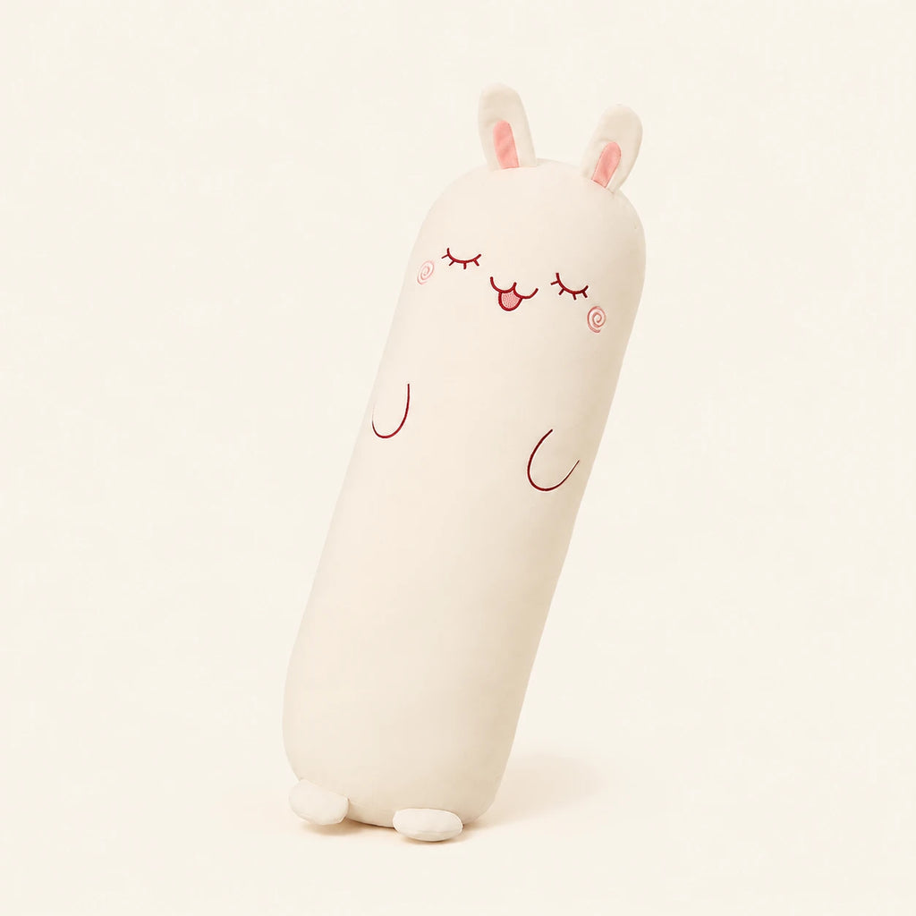 Long coussin peluche lapin crème, vue principale sur fond ivoire