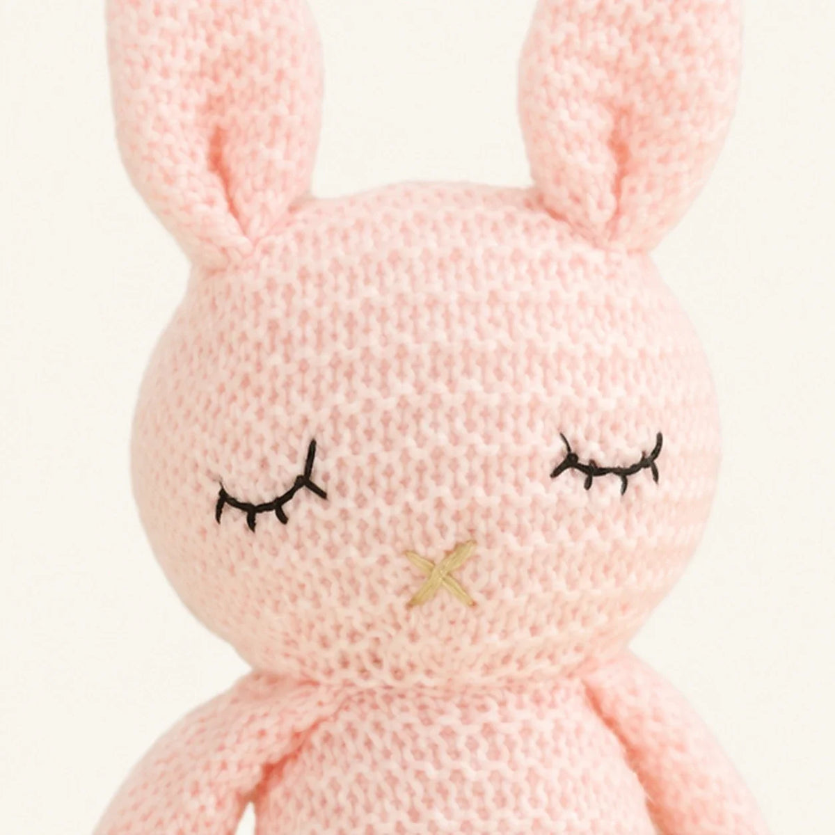 Peluche lapin A3 24 cm - détail texture