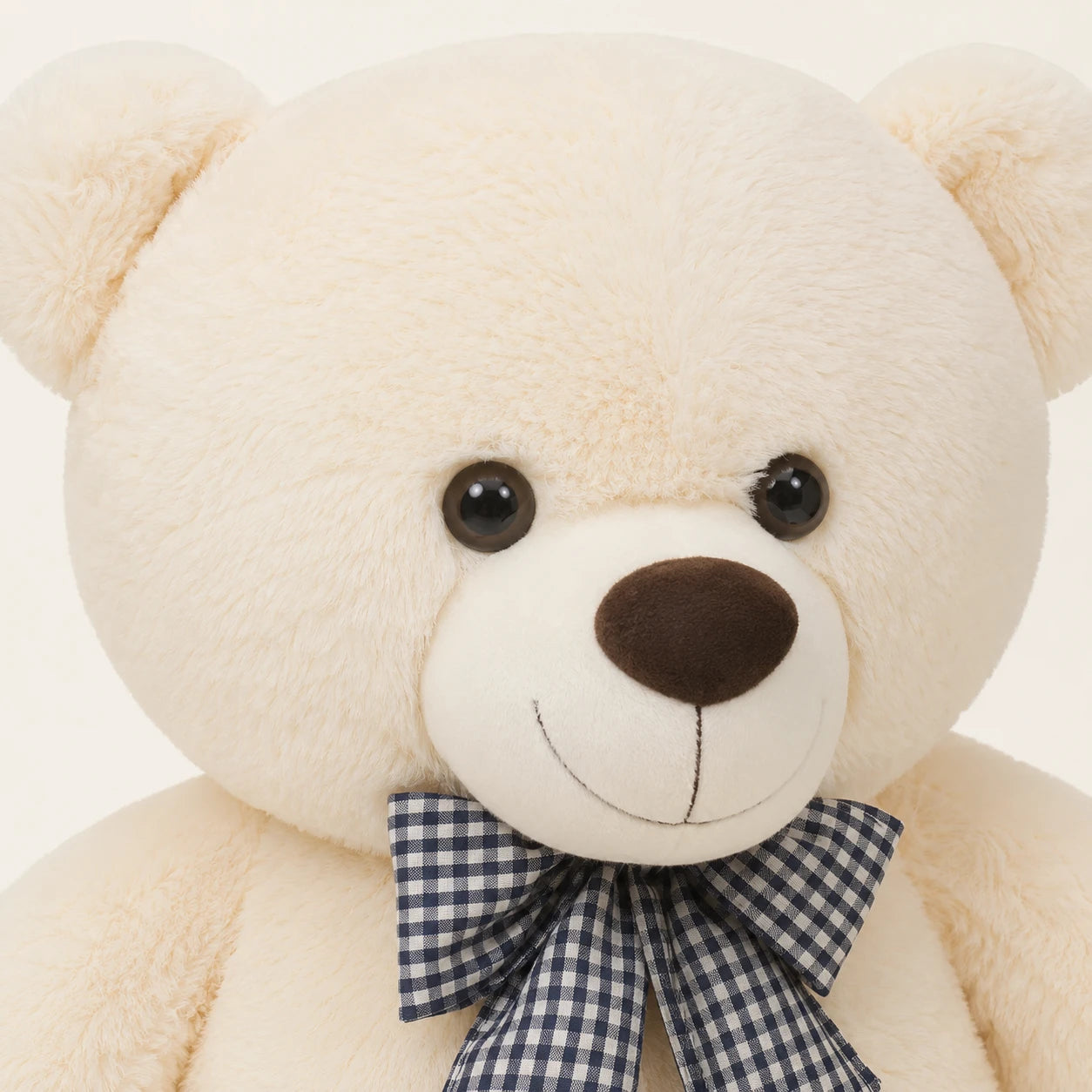 Gros plan sur le visage et la fourrure de l ours blanc
