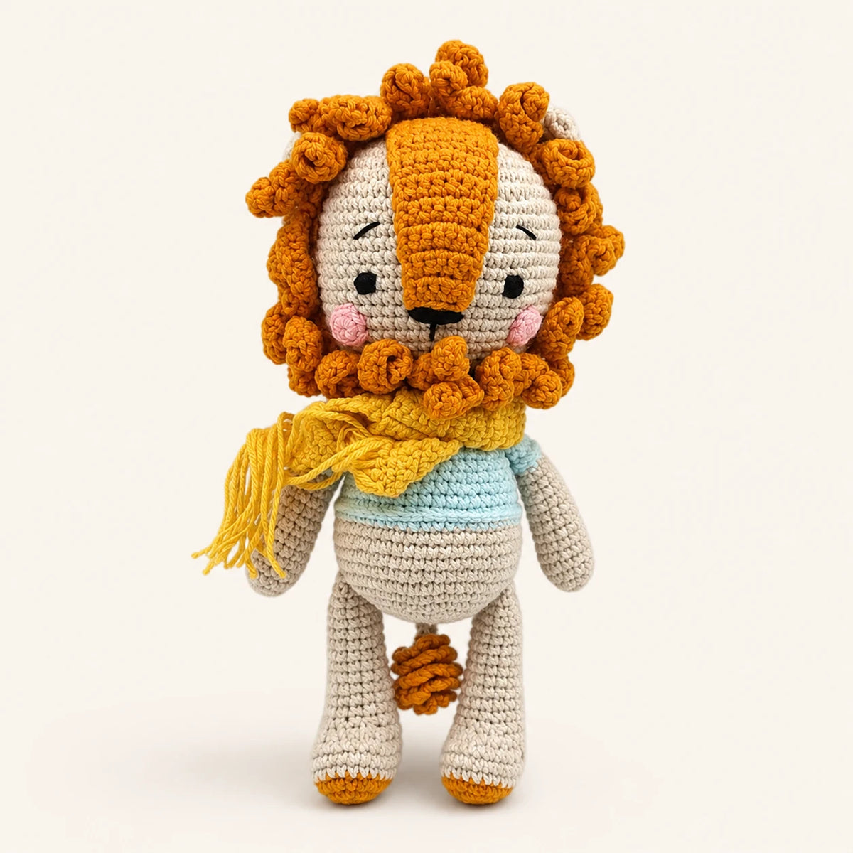 Peluche lion amigurumi en crochet vue de face