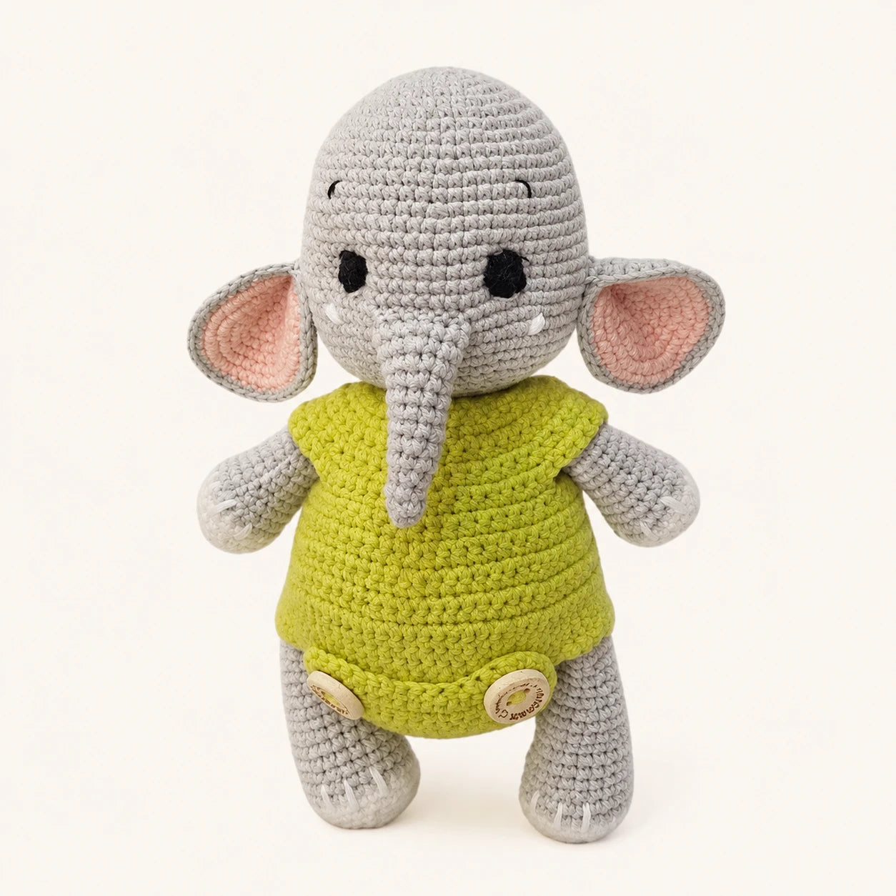 Peluche elephant amigurumi en crochet vue de face