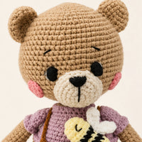 Gros plan sur le visage de la peluche ours
