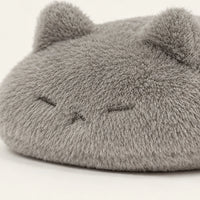 Peluche chat calin gris gros plan visage