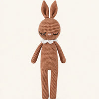 peluche lapin au crochet vue de face