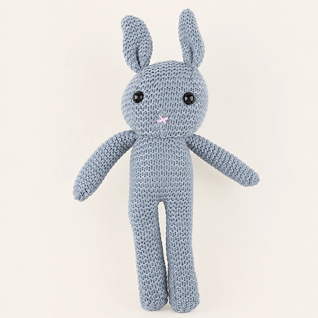 Peluche lapin au crochet vue de face