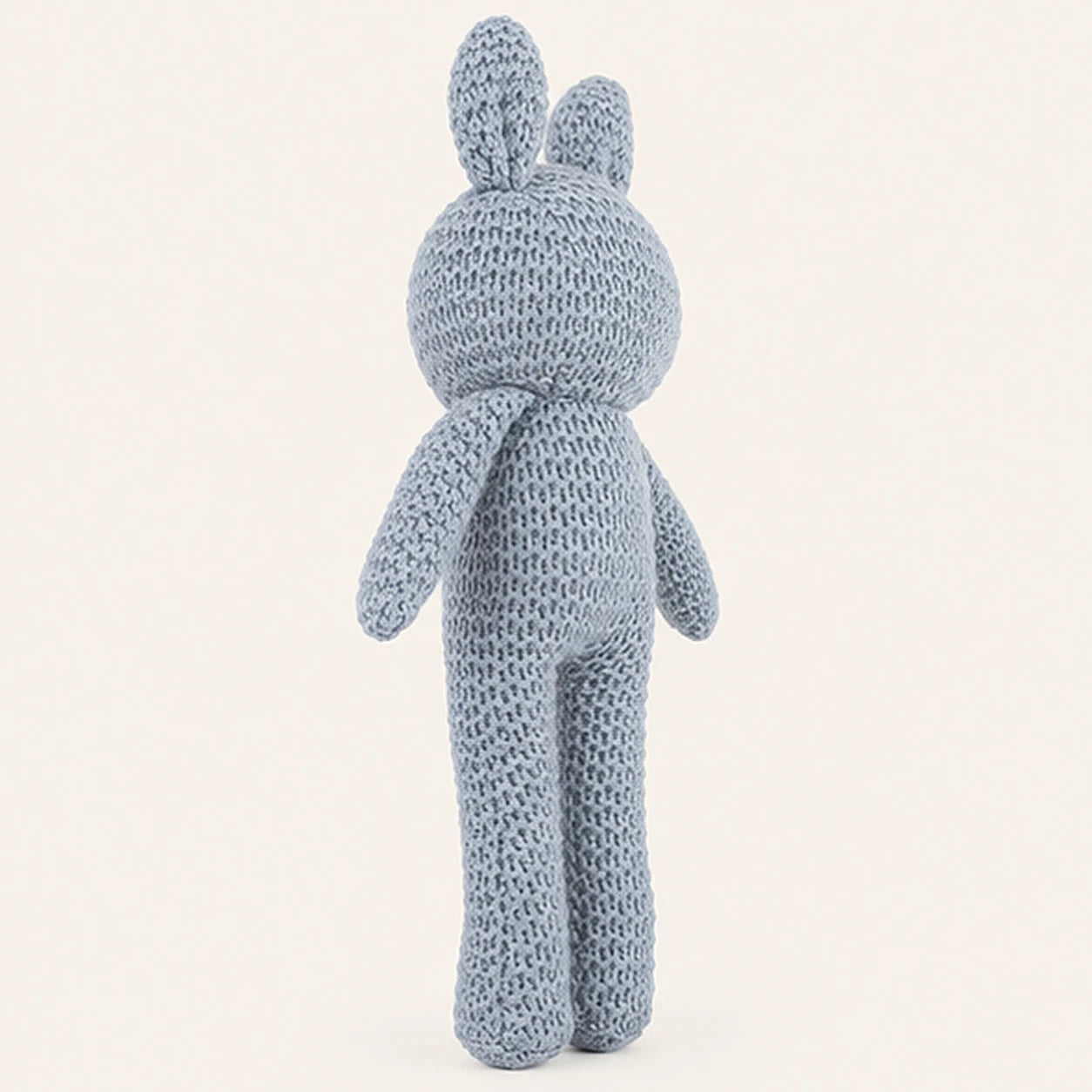 Peluche lapin au crochet vue de dos