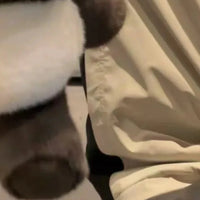 peluche coussin panda noir et blanc 45 cm - situation