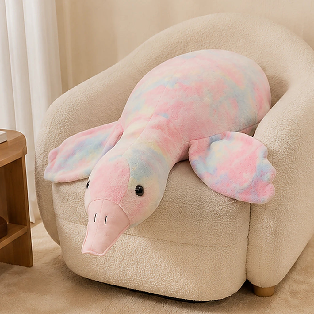 grande peluche oie rose allongee 130 cm - situation
