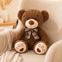 ours en peluche brun fonce 50 cm - situation