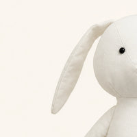 peluche lapin au crochet 25 cm vue de face
