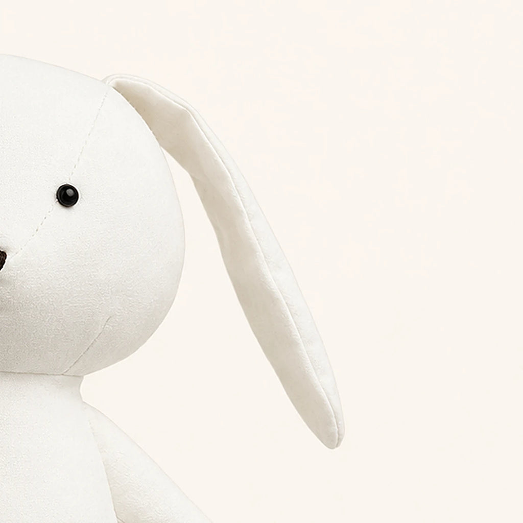peluche lapin au crochet 25 cm vue de dos