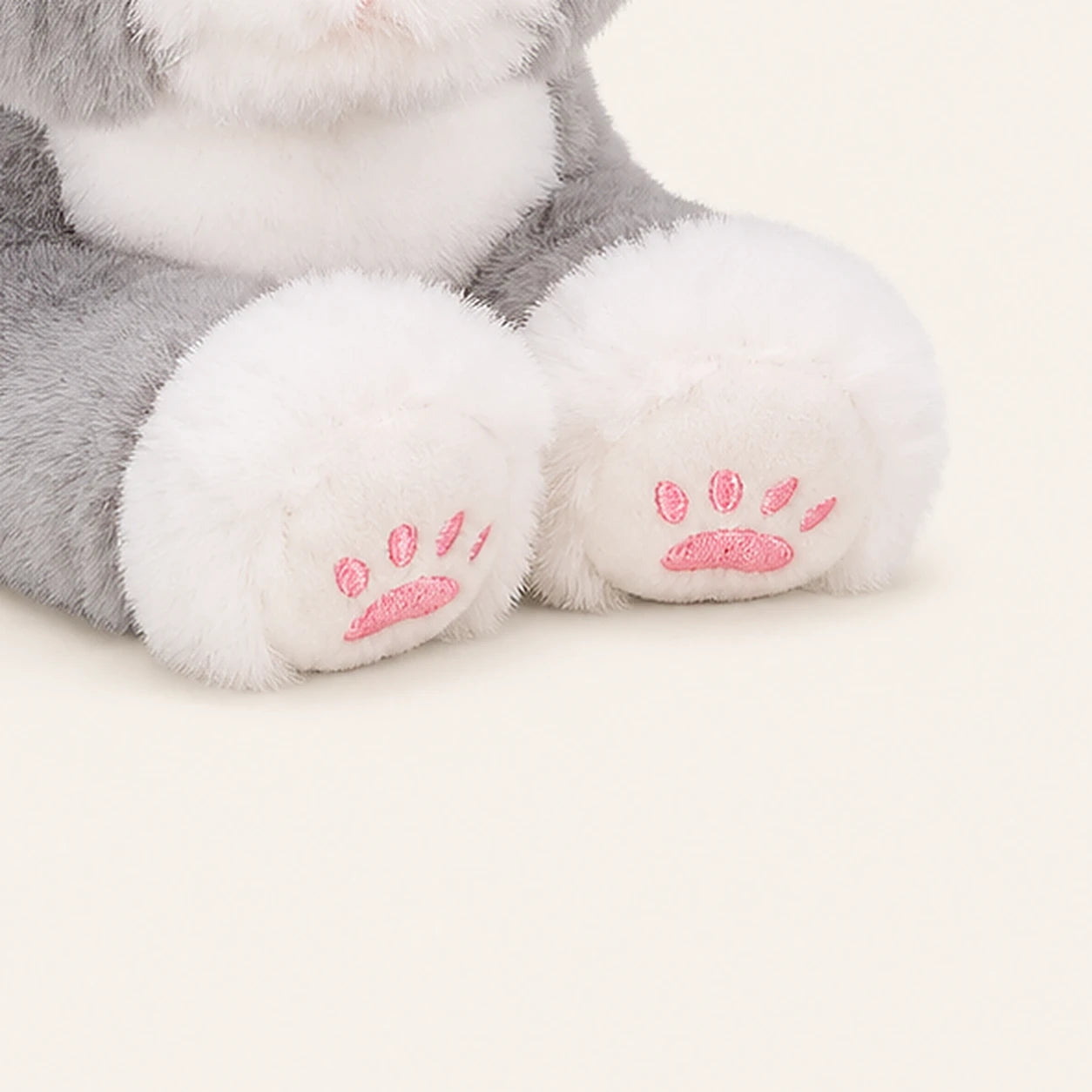 peluche chat gris realiste 53 cm - situation