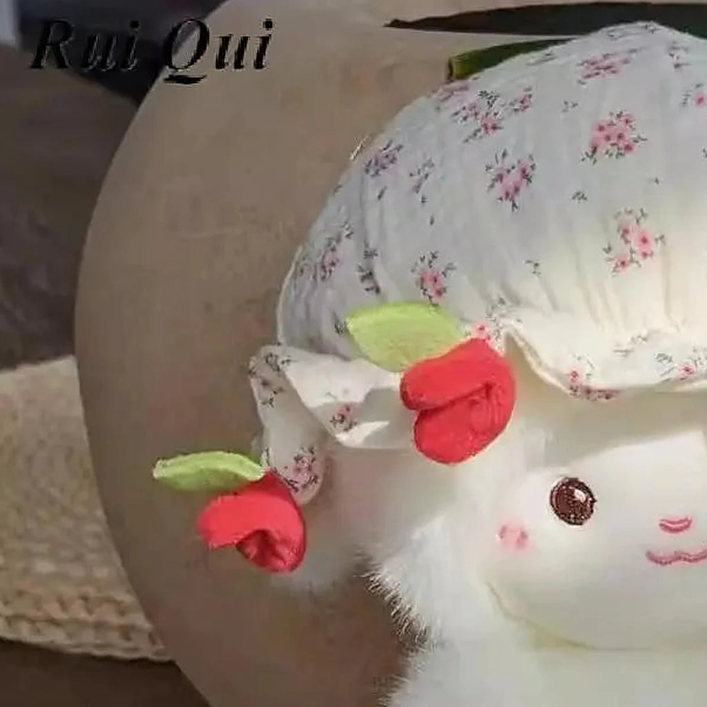 peluche agneau rouge avec roses vue de face